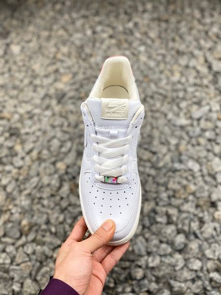 Nike Air Force 1 Low 2021新款 白綠粉壽桃空軍一號低幫男女生板鞋 帶半碼