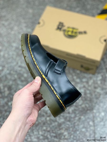 Dr.Martens 2022新款 馬丁醫生粗獷裝備系列牛皮女款低幫馬丁靴