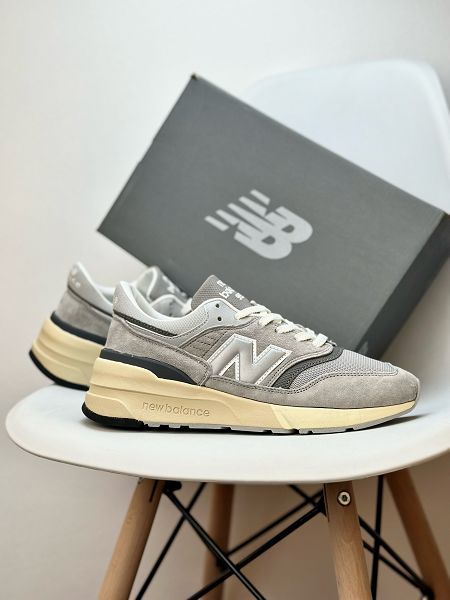 New Balance 997RGrey改良版系列 2024男女款低幫經典復古厚底休閒運動慢跑鞋YJ 元祖灰銀米黃底色