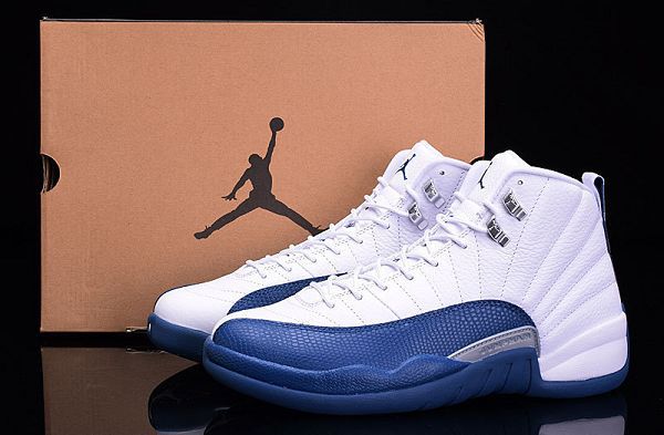 air jordan 12 retro 新款上市 時尚男款個性高幫籃球戰靴 白寶藍 