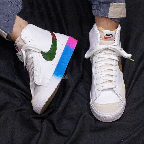 Nike Blazer Low Le 2020新款 開拓者系列鐳射彩虹情侶款高幫休閒板鞋