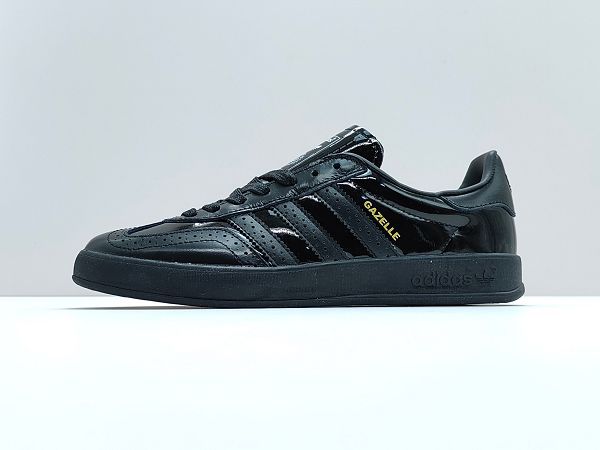 Adidas originals Gazelle Indoor 光滑黑色皮革面情侶休閒鞋