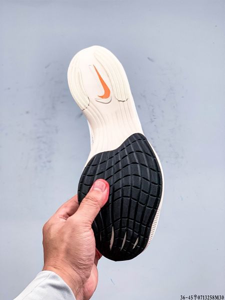 Nike ZoomX Vaporfly NEXT% 2021新款 馬拉松輕薄透氣男女款運動跑步鞋 帶半碼