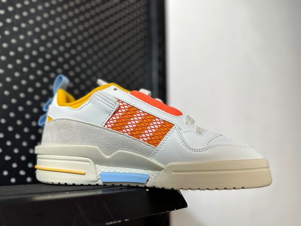 Adidas 三葉草2023男女款 FORUM MOD LOWLIFESTYLE 休閒鞋