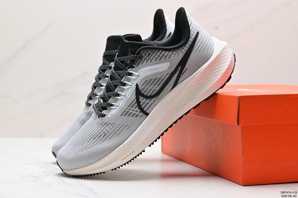 Nike Air Zoom Winflo 9X登月系列網透面氣訓跑練步鞋 2024新款女鞋