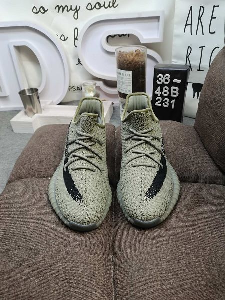 Adidas Yeezy 350 Boost V2 2022新款 椰子男女款慢跑鞋