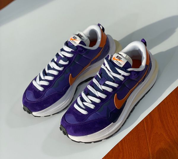 Sacai x NIKE VaporWaffle 2022新款 男女款慢跑鞋