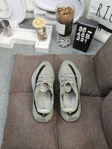 Adidas Yeezy 350 Boost V2 2022新款 椰子男女款慢跑鞋