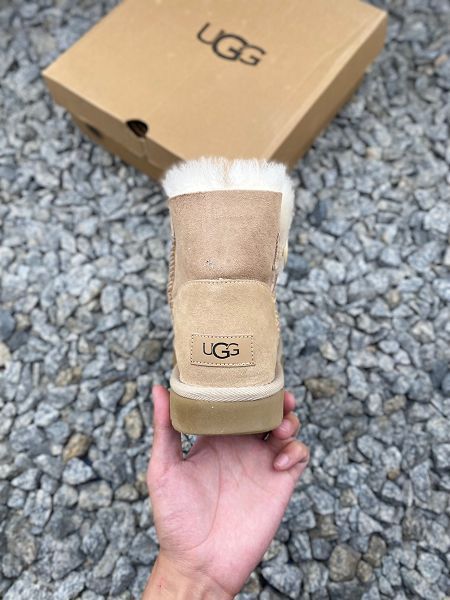 UGG 系列 2023全新女款灰色防滑雪地靴