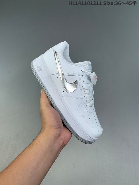 Nike Air Force 1 Low 2024全新男女款白銀色低幫百搭休閒運動板鞋